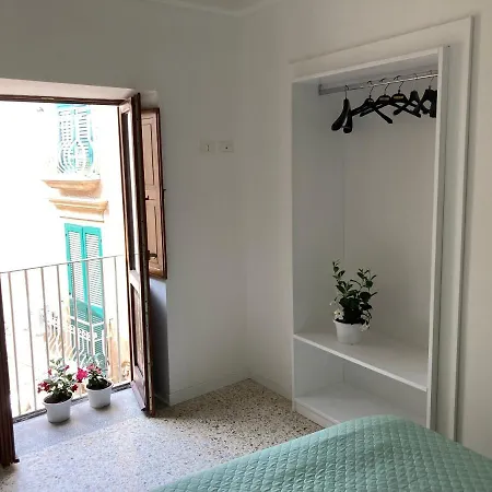 بيت ضيافة Scilla E Cariddi 3*